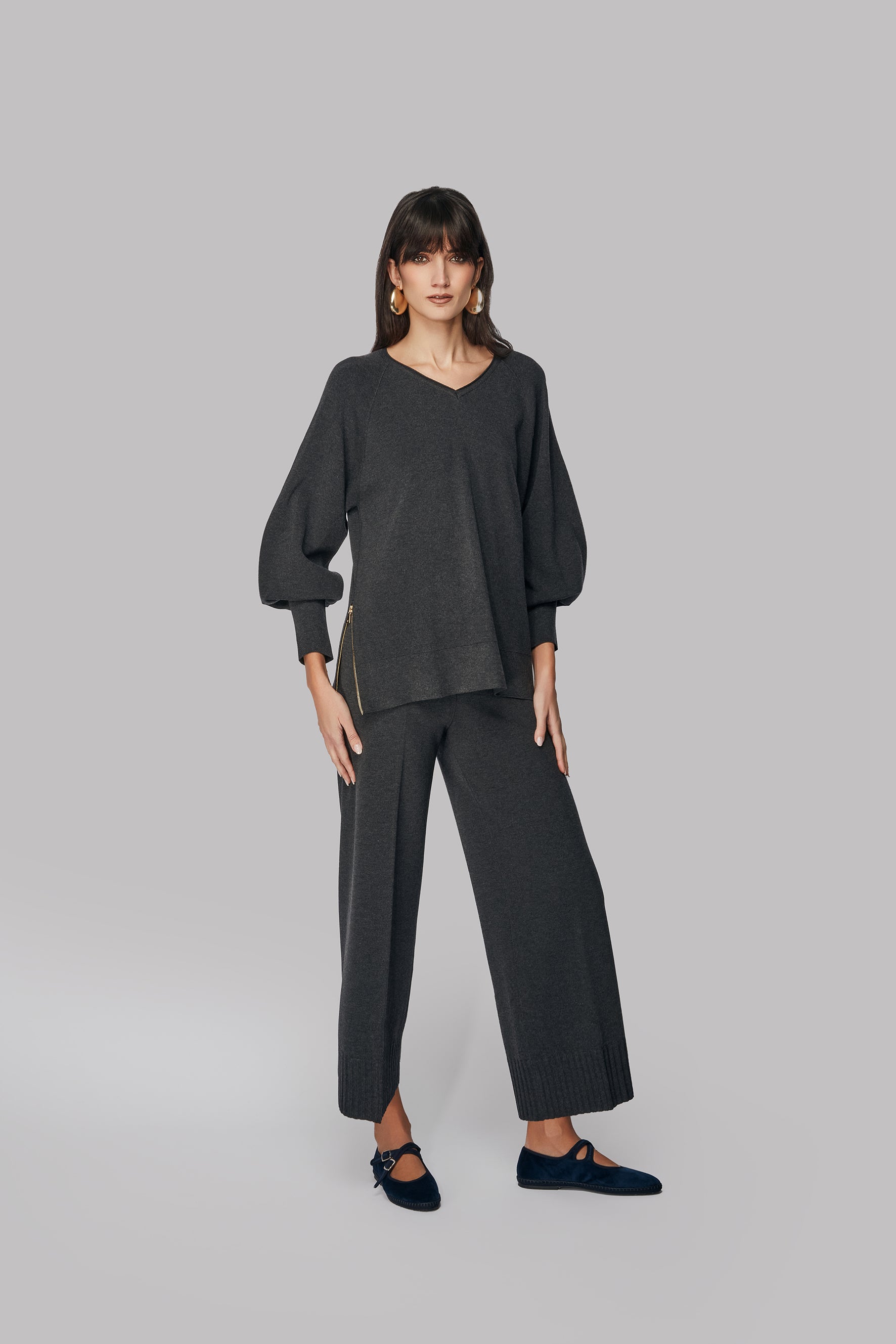 Scollo a v felpa con zip laterale